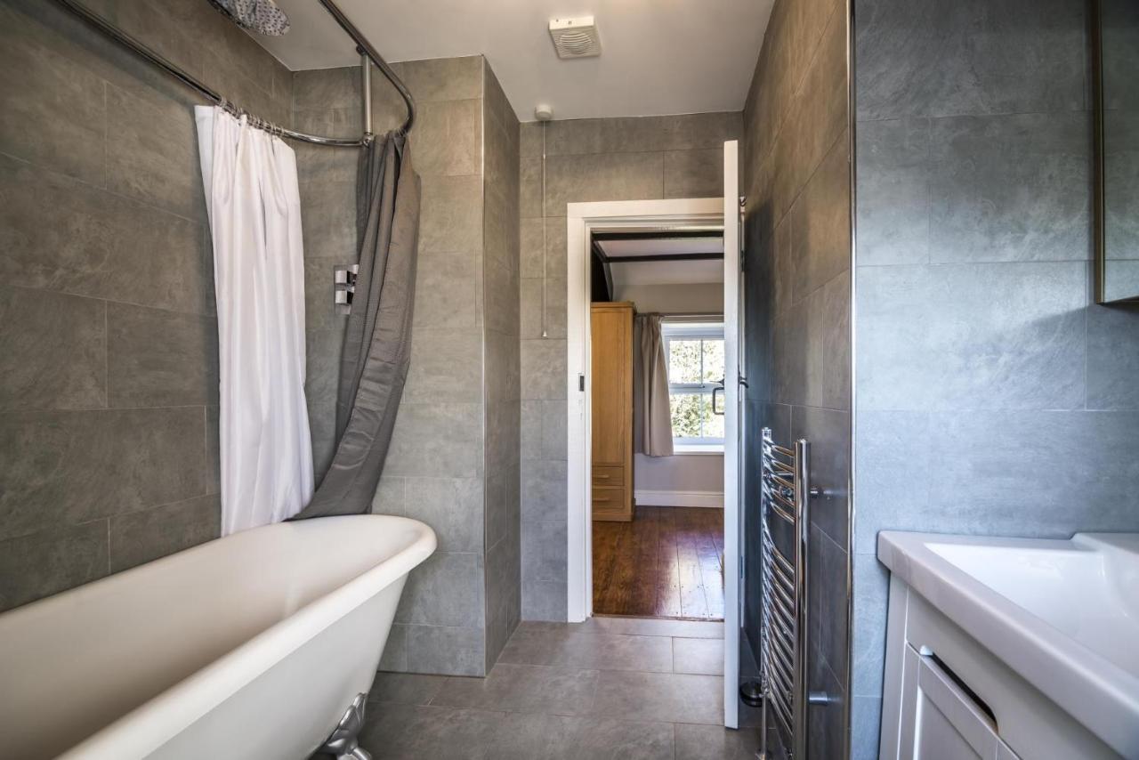 Barn Conversion - Hot Tub - Penally - Tenby Exteriör bild